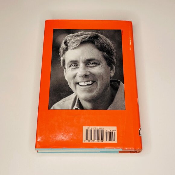✨ 2 for 20 ✨ Stormy Weather Hardcover Novel by Carl Hiaasen - Picture 2 of 9